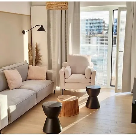 Hello Polanki Aqua Premium *